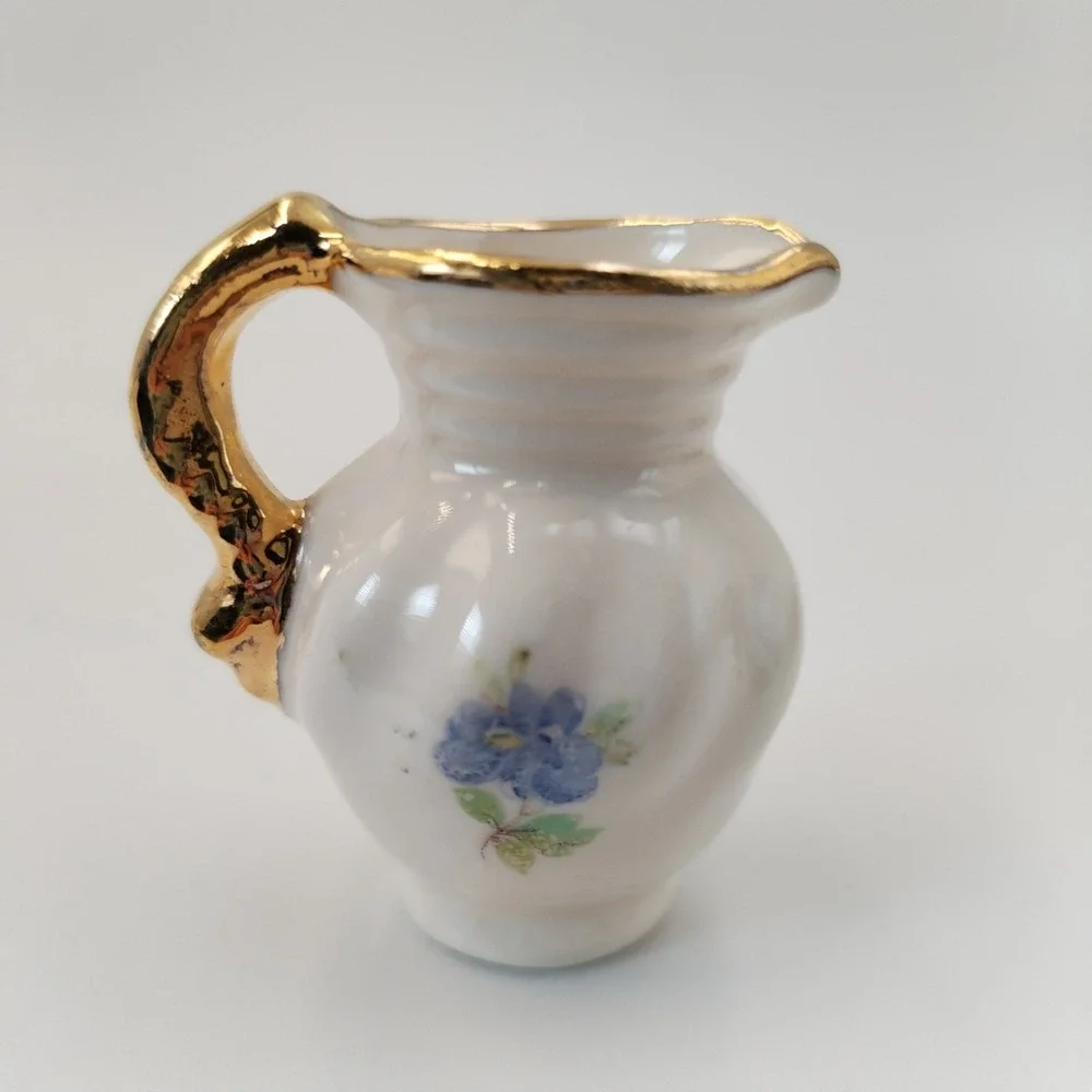 Unmarked vtg bone